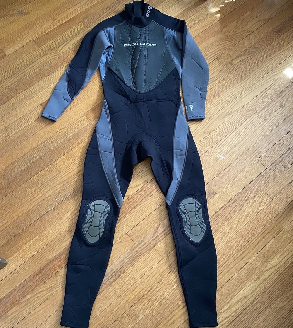 Body Glove Crush Men's Full Wetsuit Size Medium Surfing/Scuba/Wake